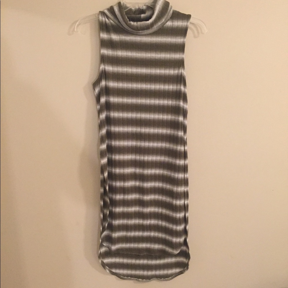 Boutique Green and White Dress Split on Side